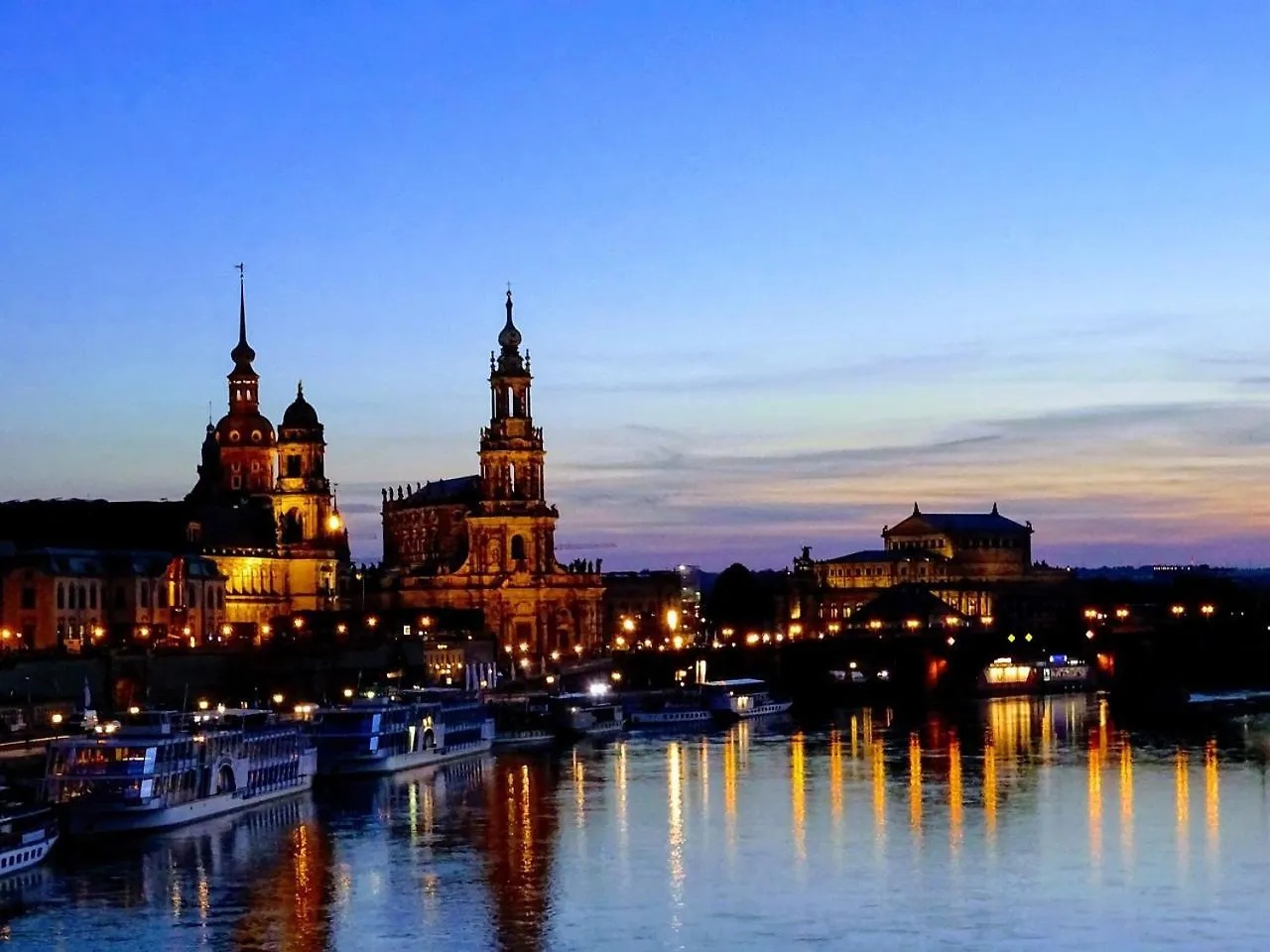 Dresden-Entspannung-Natur-Trifft-2-Staedte-Am-Fluss Kwatera prywatna Drezno